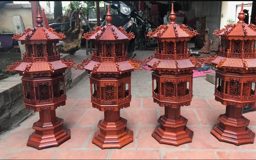 Lý do bạn nên chọn đèn thờ gỗ hương mái chùa.png